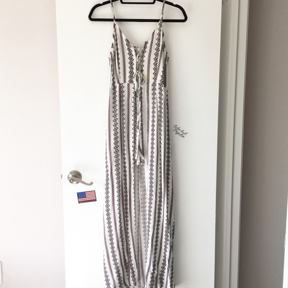 LF Lace Up Maxi Romper NWT - Picture 3 of 3